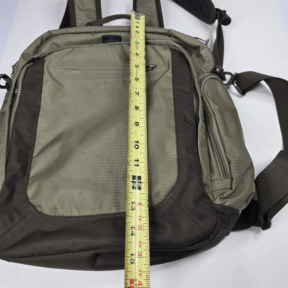 Eagle Creek Backpack Daypack Padded Laptop Bag Travel Olive Green Convertible